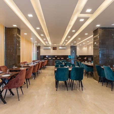 Hotel Vivaan Regency ハリドワール エクステリア 写真