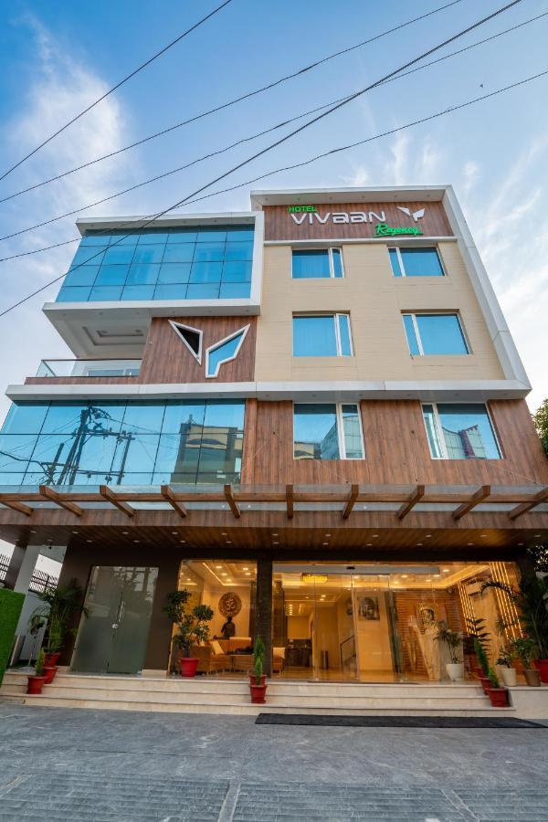 Hotel Vivaan Regency ハリドワール エクステリア 写真