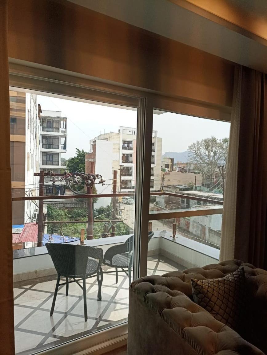 Hotel Vivaan Regency ハリドワール エクステリア 写真